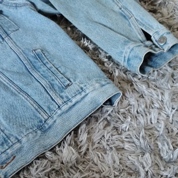 Vintage Denim Jacket with Medal Accents - Picture 4 of 8